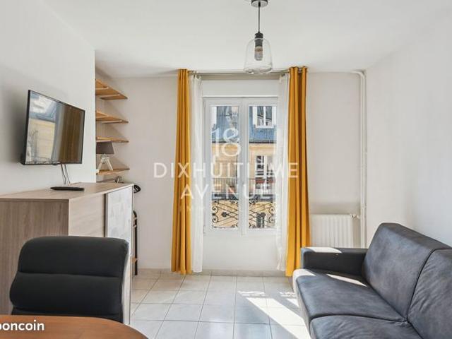 Studio 1 pièce 19 m²