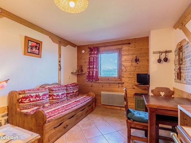 Studio 1 pièce 19 m²