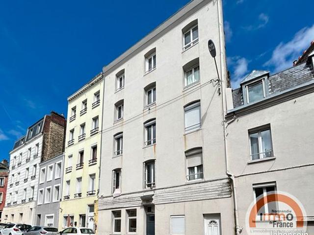 Studio 1 pièce 19 m²