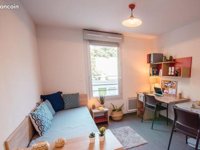 Studio 1 pièce 19 m²