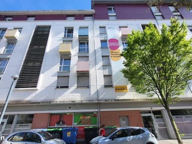 Studio 1 pièce 19 m²