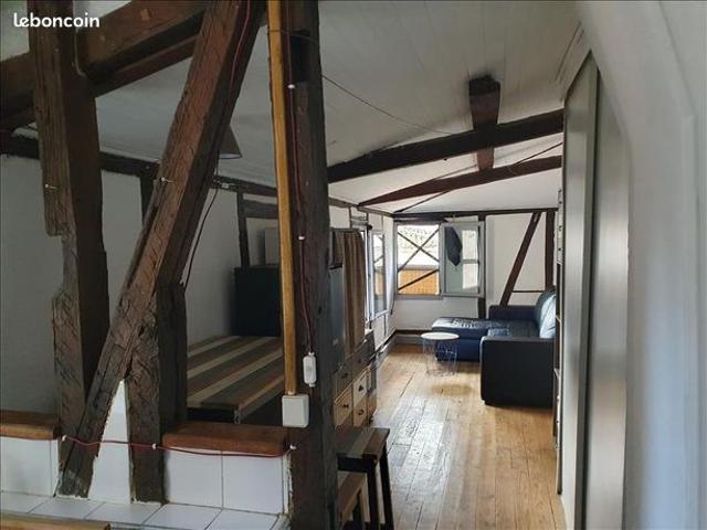 Studio 1 pièce 19 m²