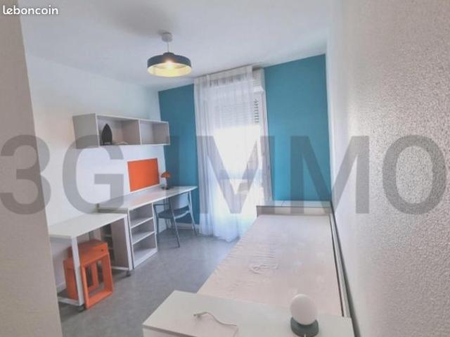 Studio 1 pièce 19 m²