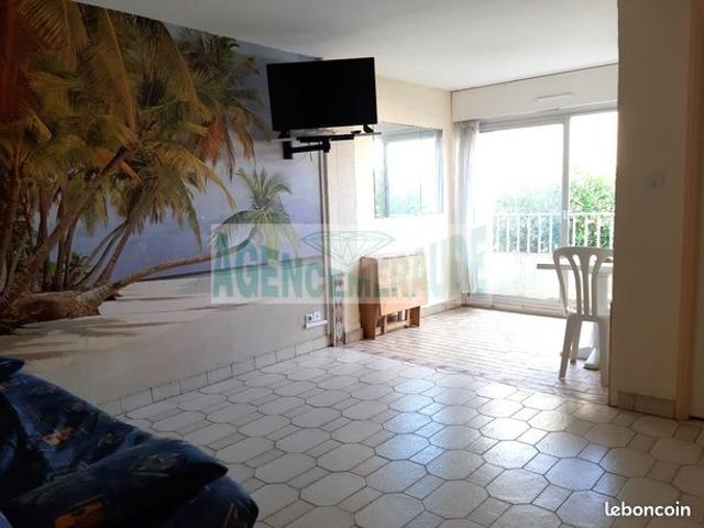 Studio 1 pièce 23 m²