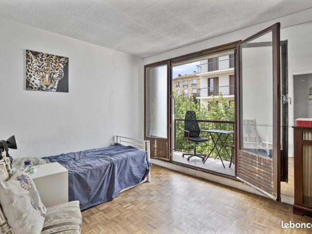 Studio 1 pièce 23 m²