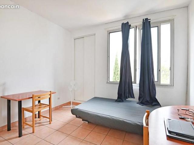 Studio 1 pièce 23 m²