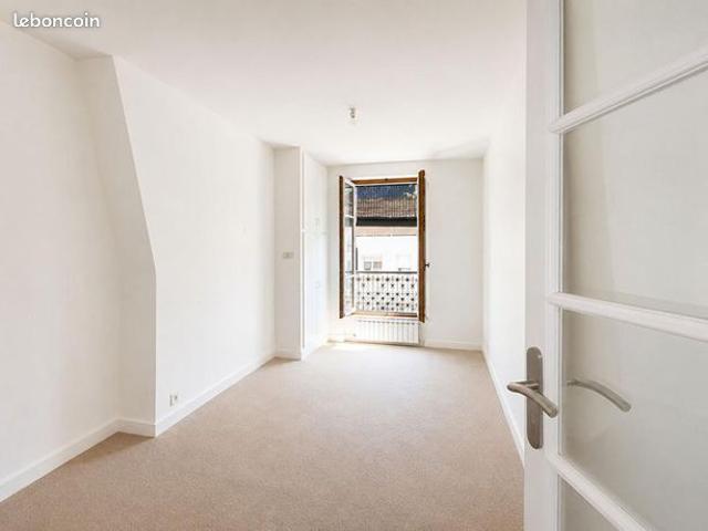 Studio 1 pièce 23 m²