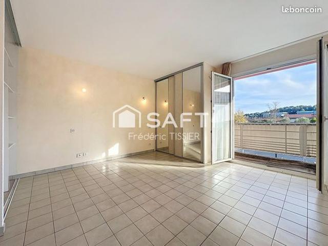Studio 1 pièce 23 m²