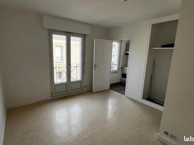 Studio 1 pièce 23 m²
