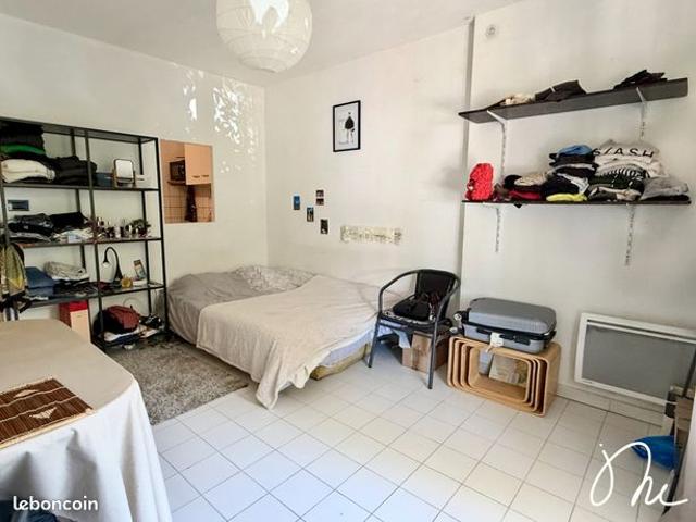 Studio 1 pièce 23 m²