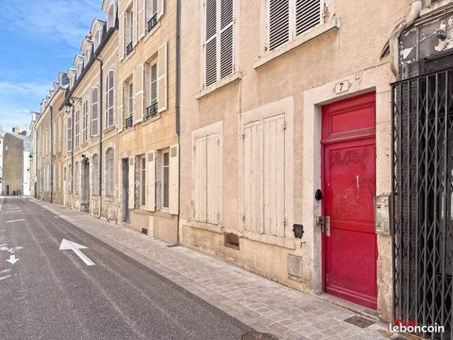 Studio 1 pièce 23 m²