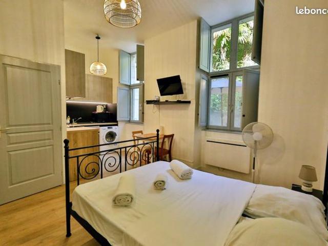 Studio 1 pièce 23 m²