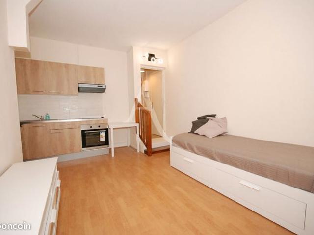 Studio 1 pièce 23 m²