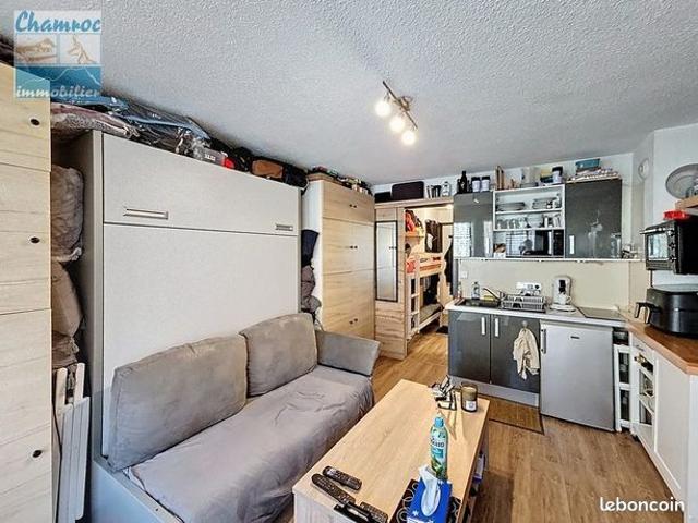 Studio 1 pièce 23 m²