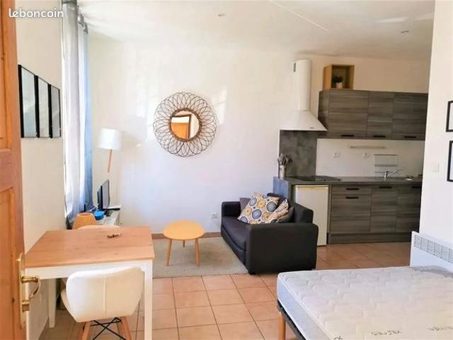 Studio 1 pièce 23 m²