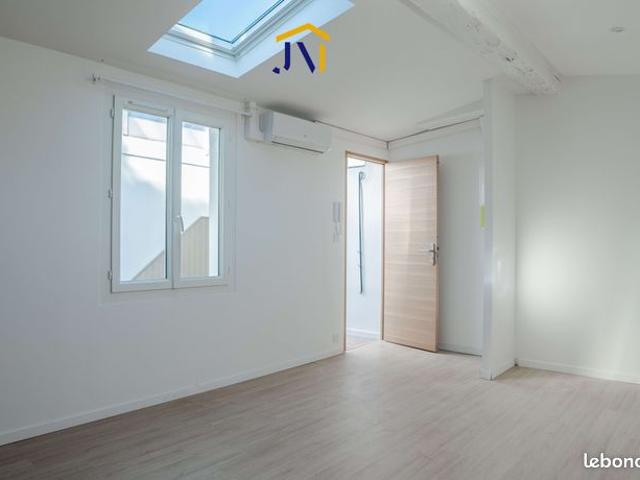 Studio 1 pièce 23 m²