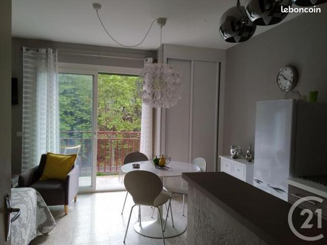 Studio 1 pièce 23 m²