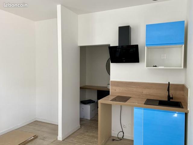 Studio 1 pièce 23 m²