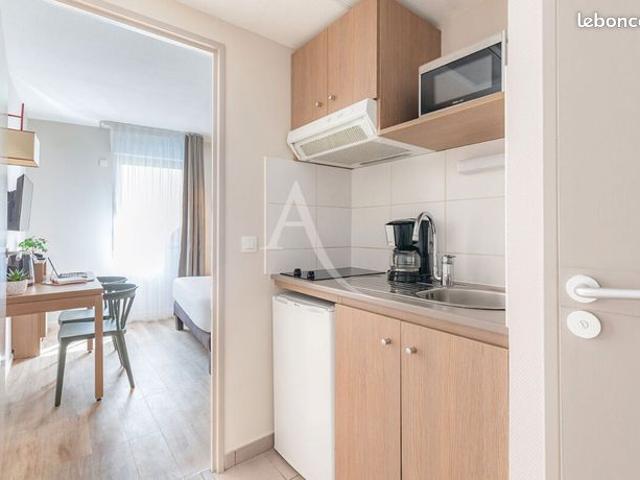 Studio 1 pièce 23 m²
