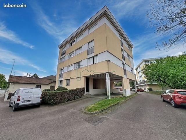 Studio 1 pièce 23 m²