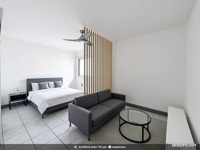 Studio 1 pièce 23 m²