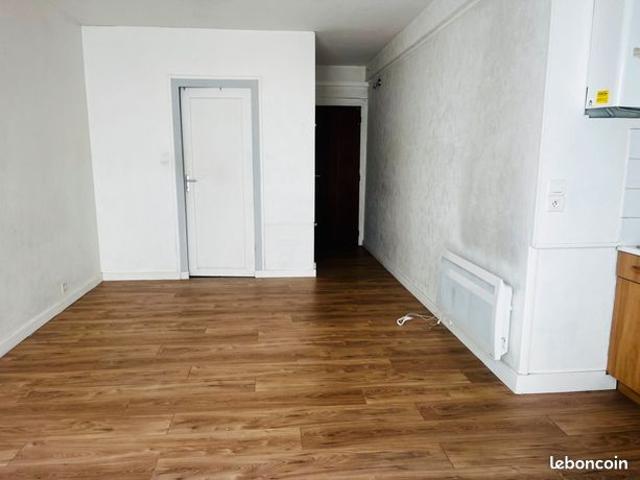 Studio 1 pièce 23 m²