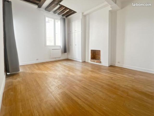Studio 1 pièce 23 m²