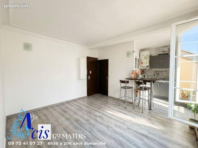 Studio 1 pièce 23 m²
