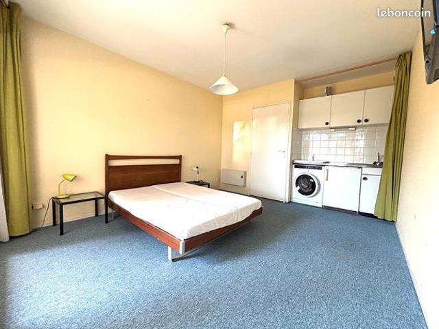 Studio 1 pièce 23 m²