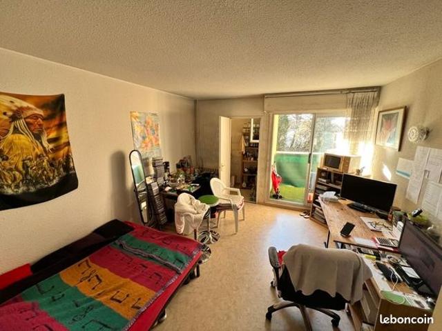 Studio 1 pièce 23 m²