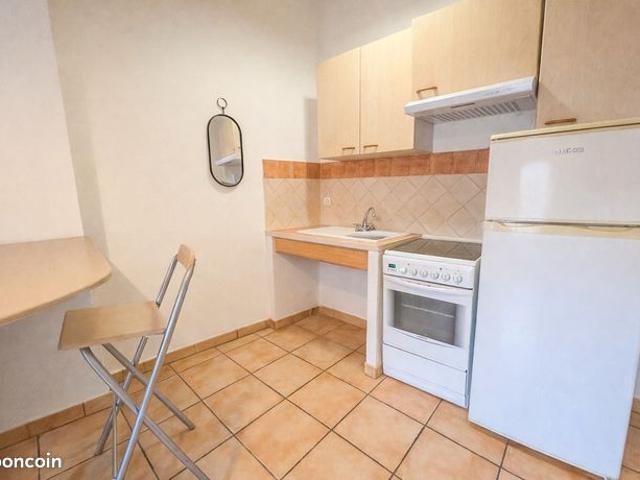 Studio 1 pièce 23 m²