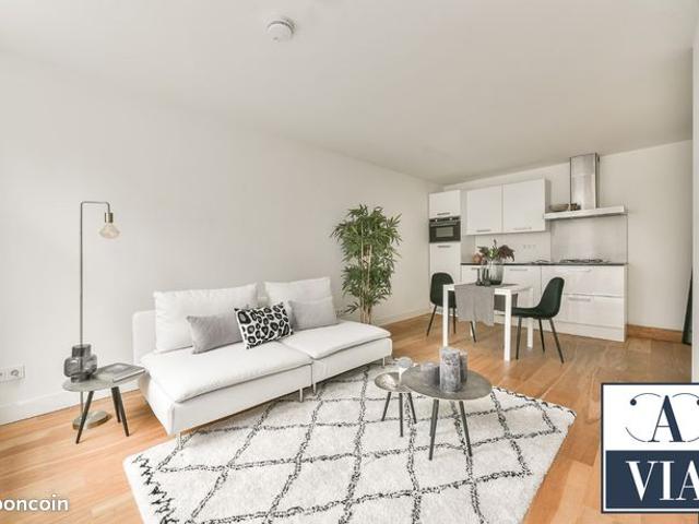 Studio 1 pièce 23 m²