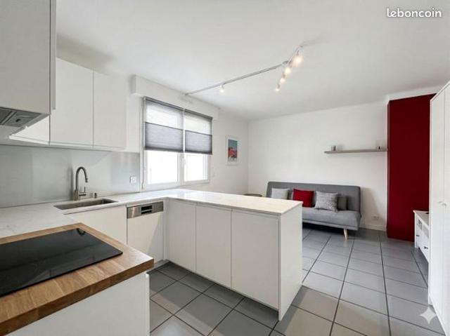 Studio 1 pièce 23 m²