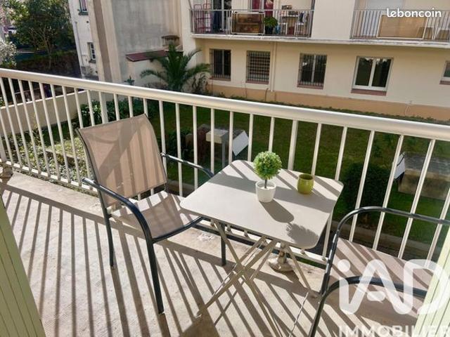 Studio 1 pièce 23 m²