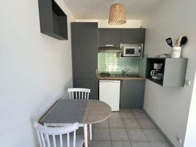 Studio 1 pièce 23 m²