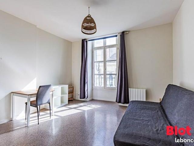 Studio 1 pièce 23 m²