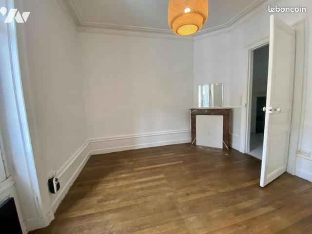 Studio 1 pièce 23 m²