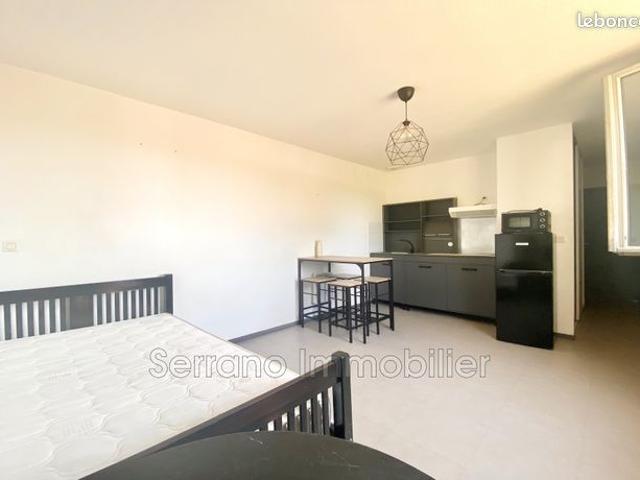 Studio 1 pièce 23 m²