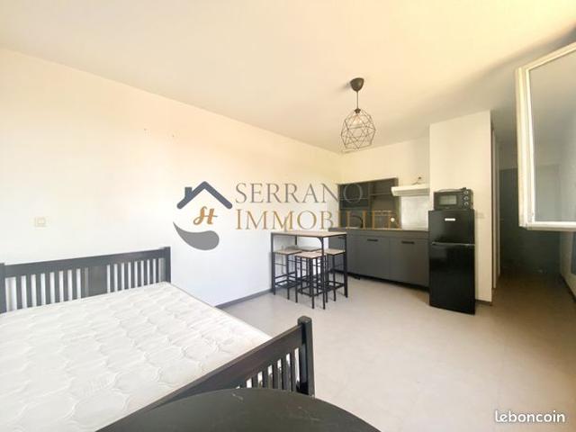 Studio 1 pièce 23 m²