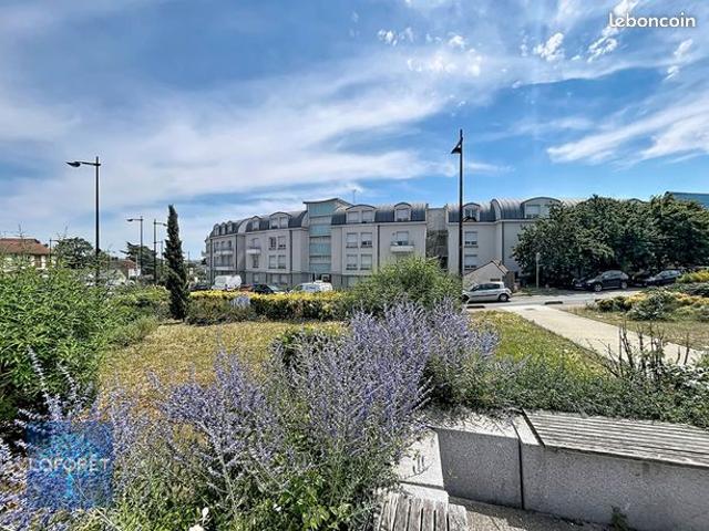 Studio 1 pièce 23 m²