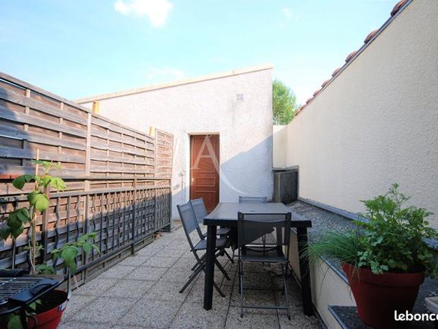 Studio 1 pièce 23 m²
