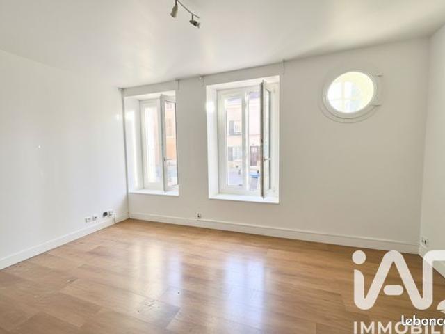 Studio 1 pièce 23 m²