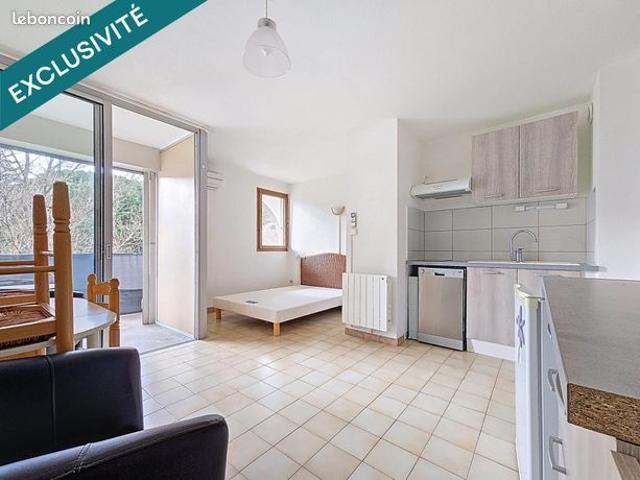 Studio 1 pièce 23 m²