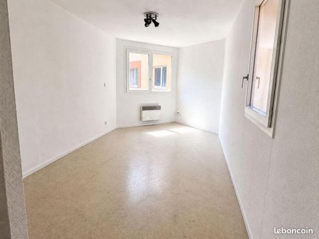 Studio 1 pièce 23 m²