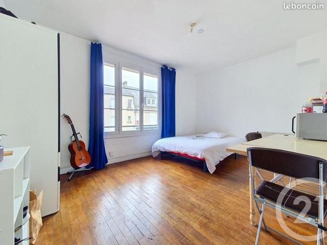 Studio 1 pièce 23 m²