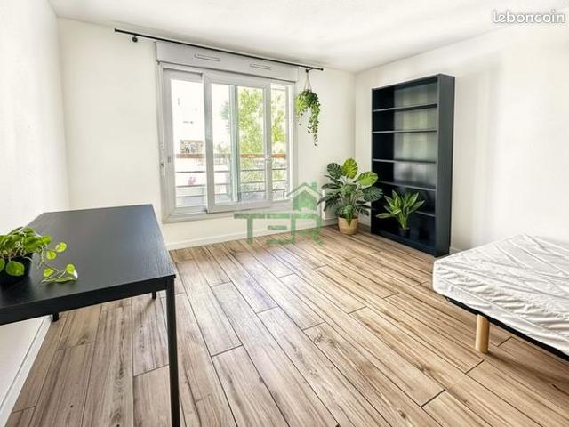 Studio 1 pièce 23 m²