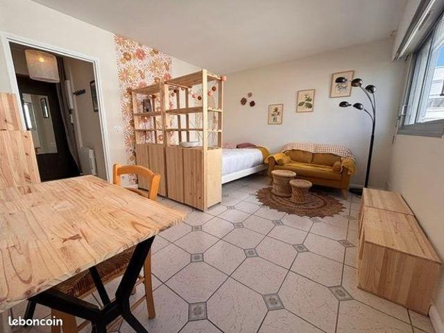 Studio 1 pièce 23 m²