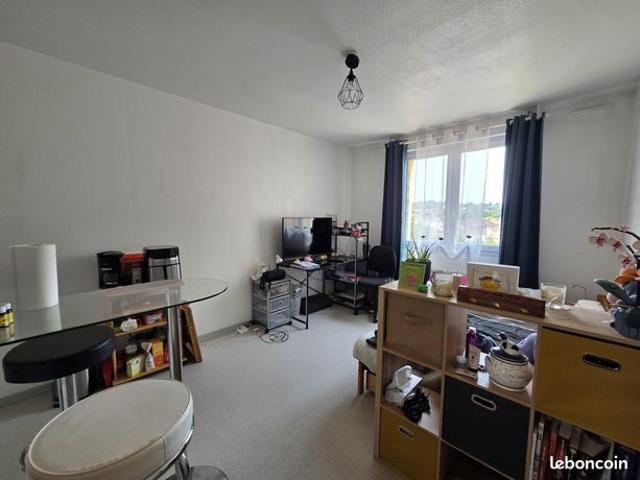 Studio 1 pièce 20 m²