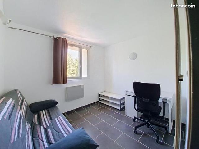 Studio 1 pièce 20 m²