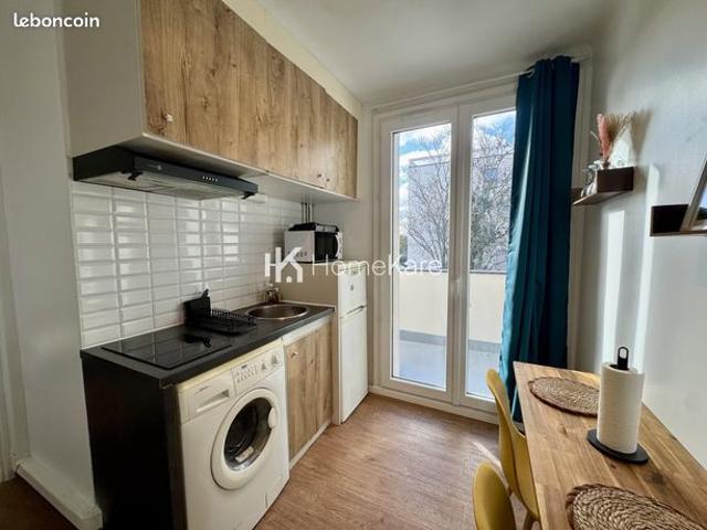 Studio 1 pièce 20 m²